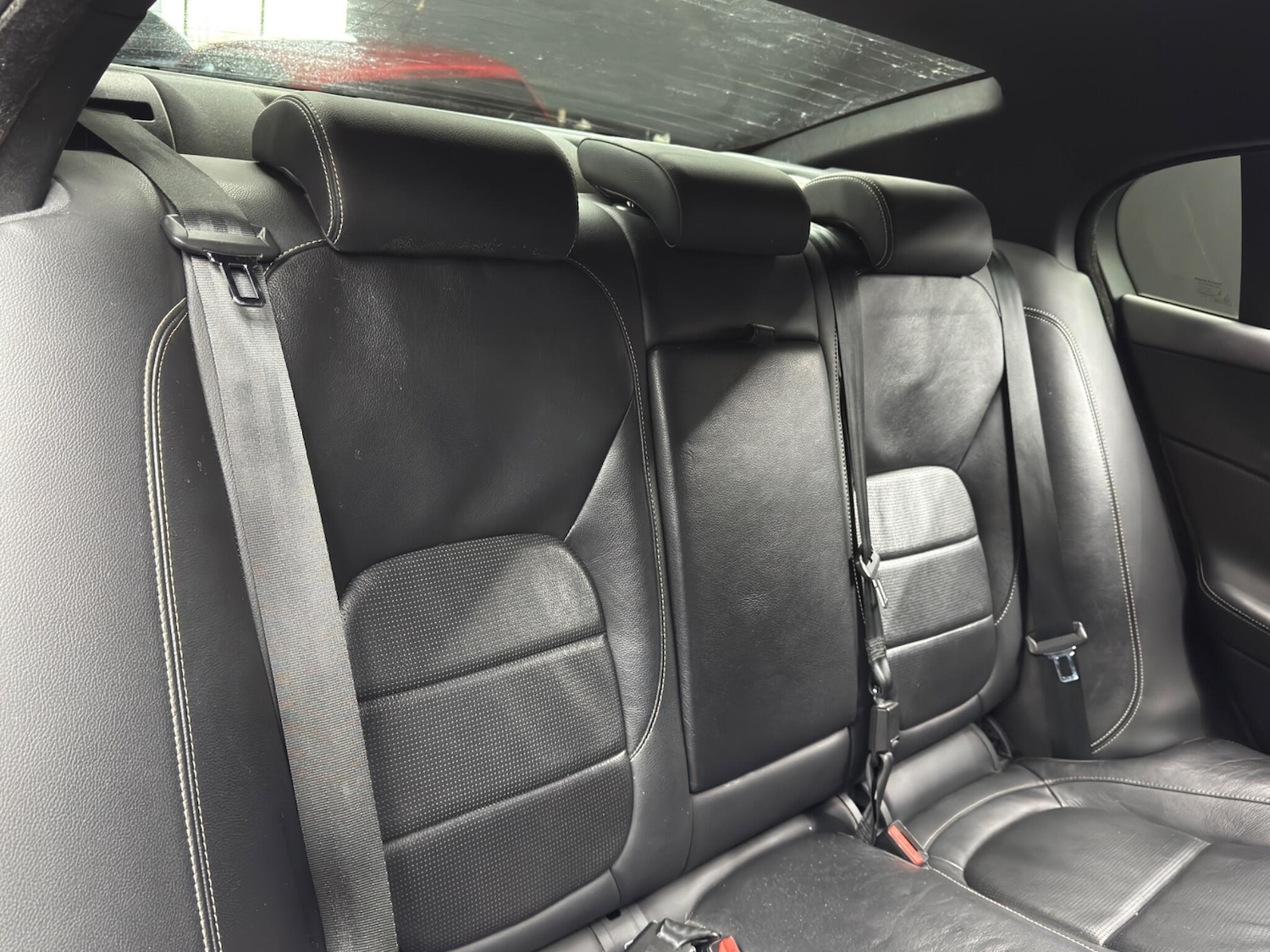 Used Jaguar XE 2017 for sale - 77358380: Photo 15