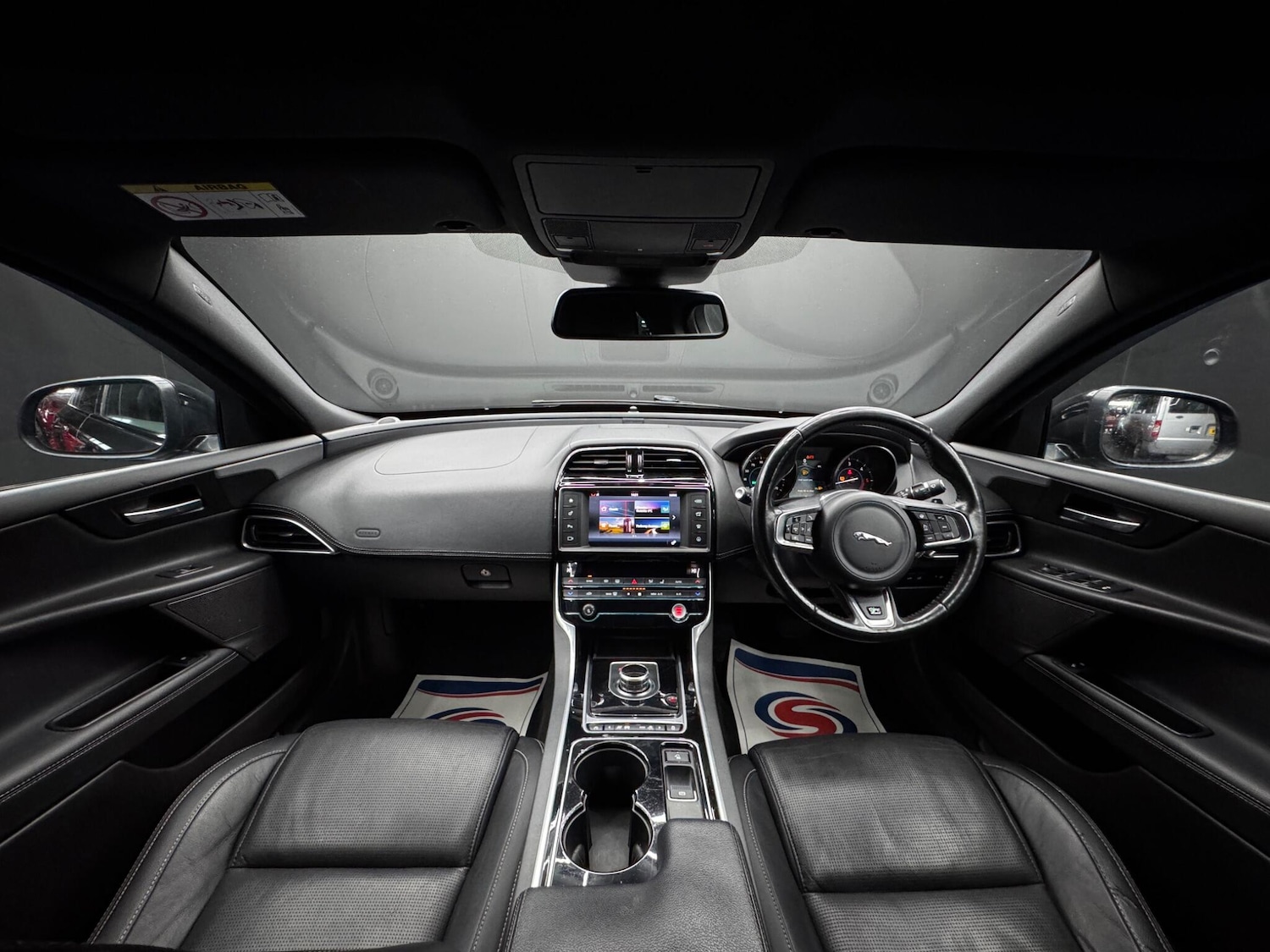 Used Jaguar XE 2017 for sale - 77358380: Photo 17