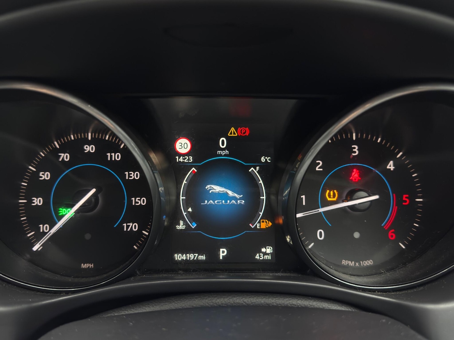 Used Jaguar XE 2017 for sale - 77358380: Photo 22