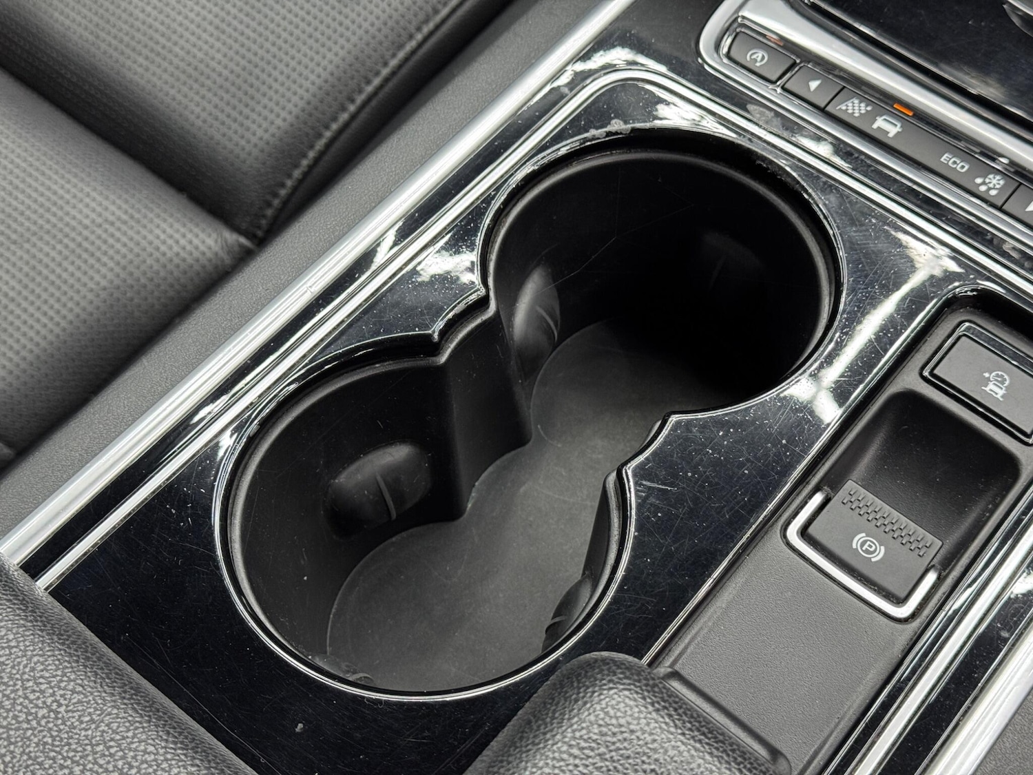 Used Jaguar XE 2017 for sale - 77358380: Photo 24