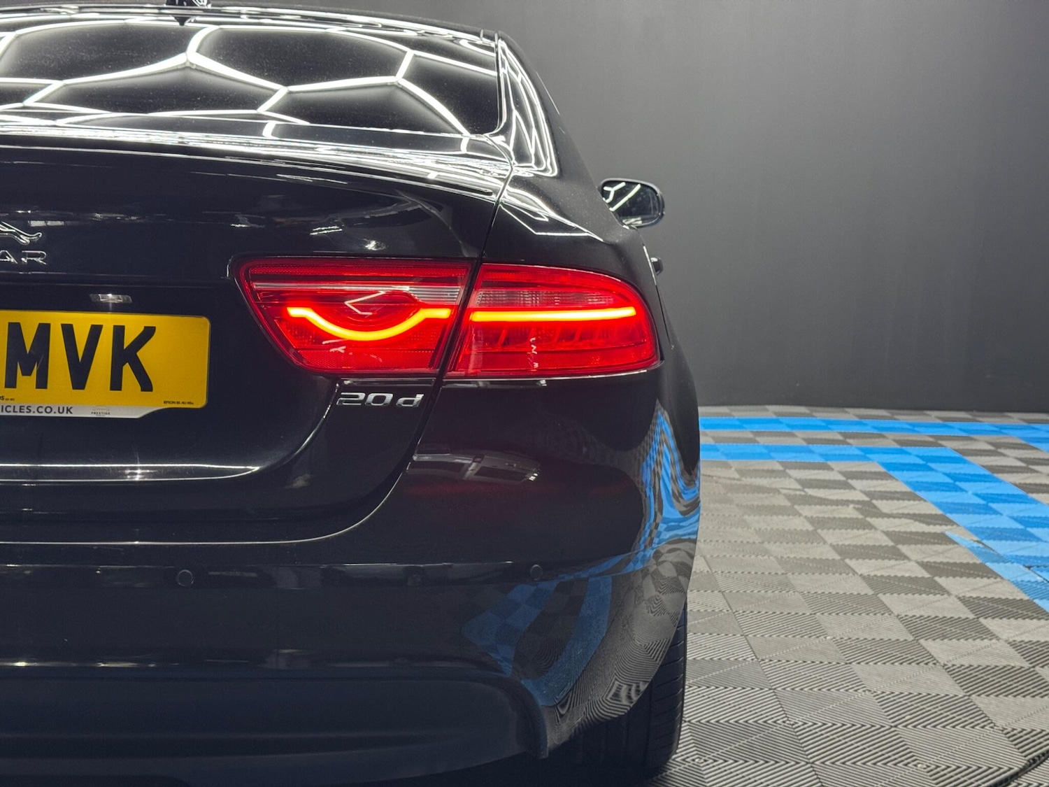 Used Jaguar XE 2017 for sale - 77358380: Photo 43