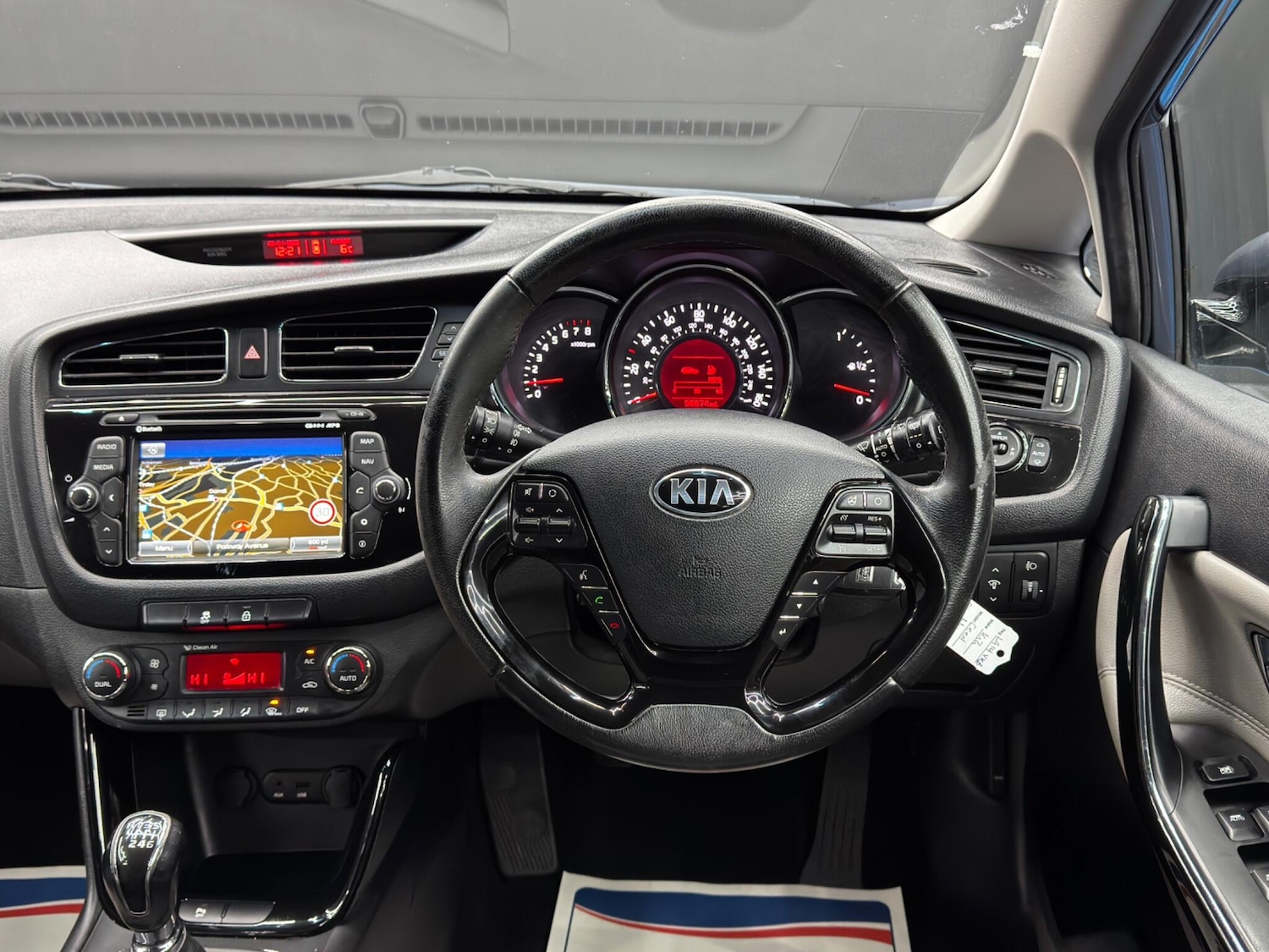 Used Kia Ceed 2014 for sale - 77377196: Photo 17