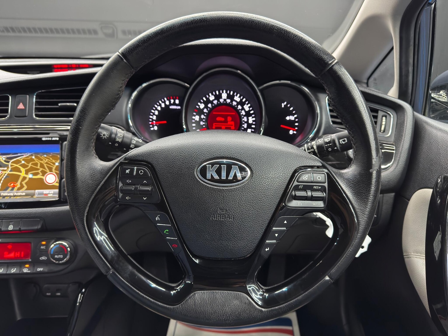 Used Kia Ceed 2014 for sale - 77377196: Photo 18