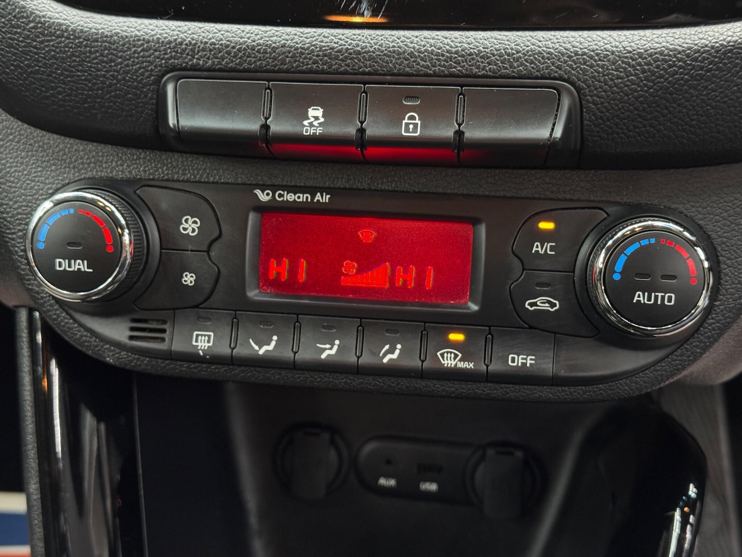 Used Kia Ceed 2014 for sale - 77377196: Photo 25