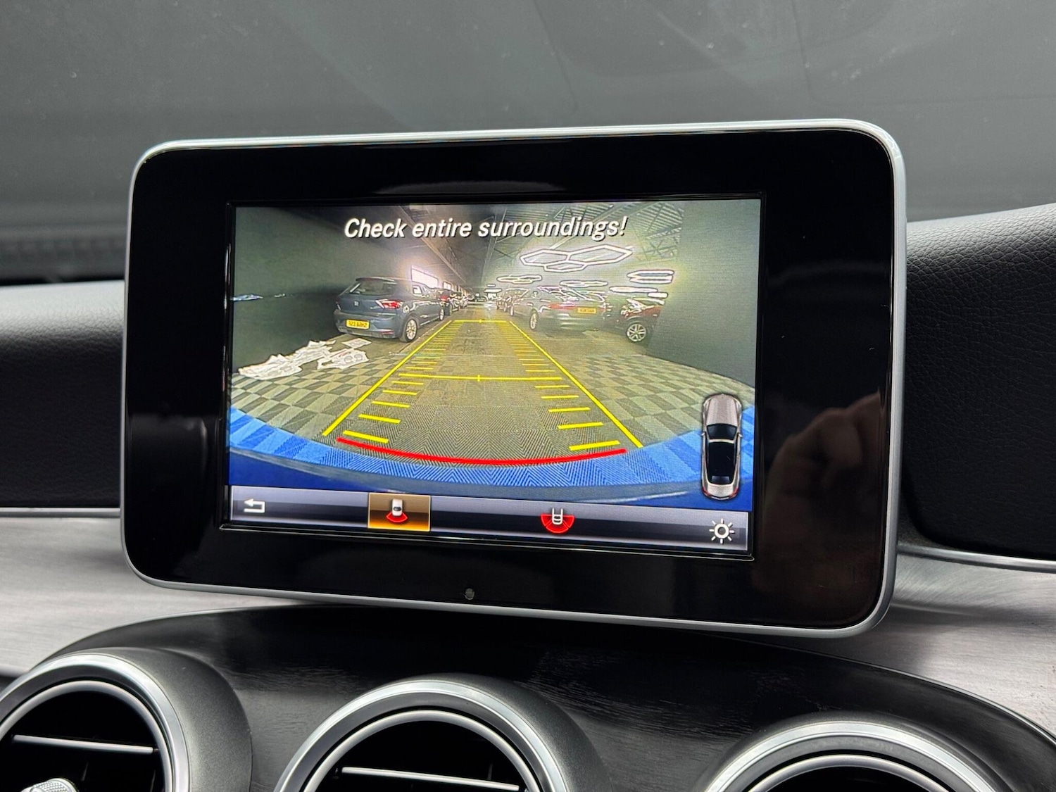 Used Mercedes-Benz C Class 2017 for sale - 76538728: Photo 32