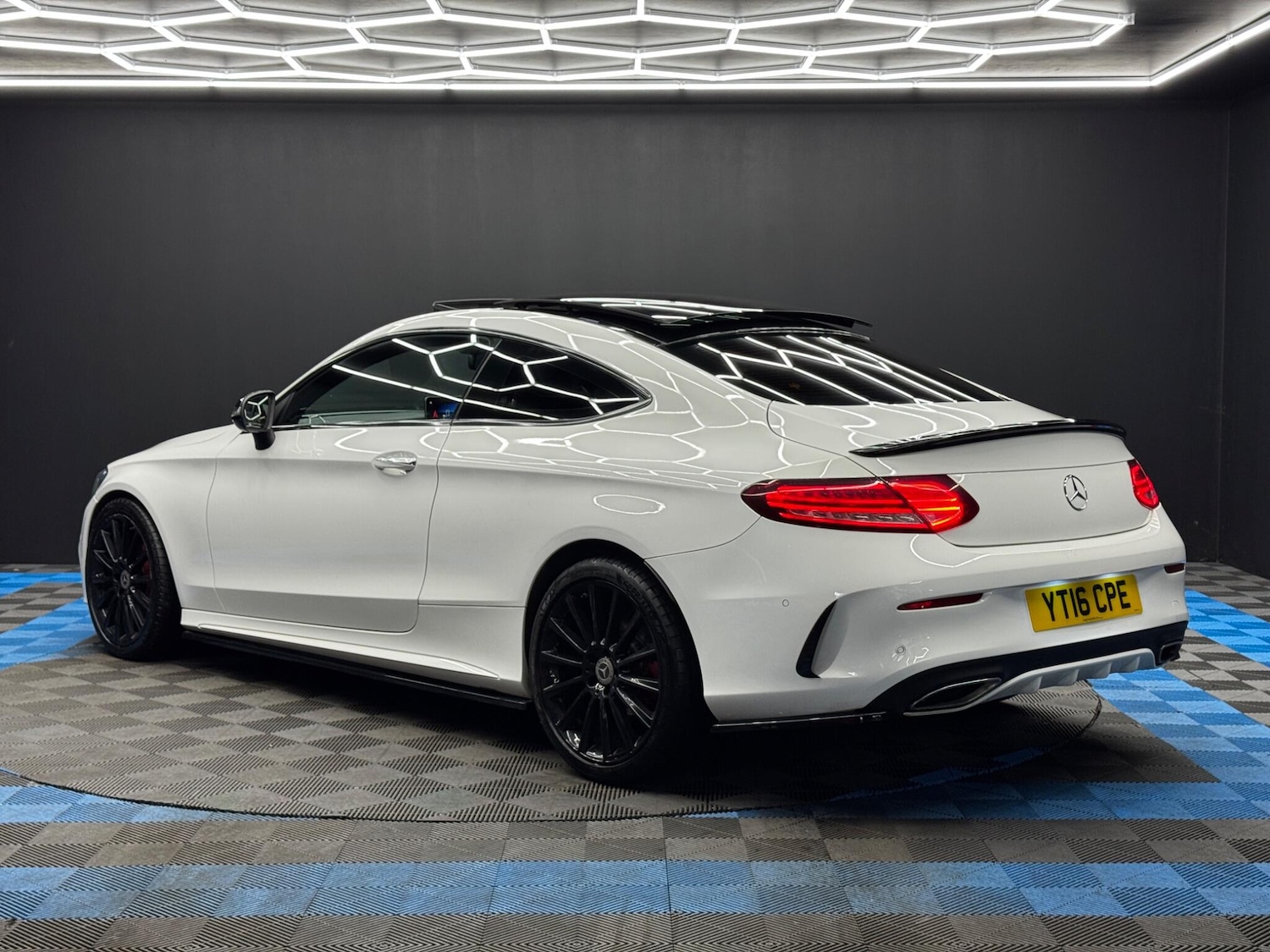 Used Mercedes-Benz C Class 2016 for sale - 77769184: Photo 7