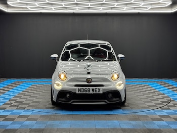 Used Abarth 595 2018 for sale - 76824399: Photo