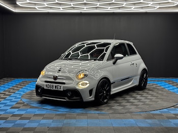 Used Abarth 595 2018 for sale - 76824399: Photo