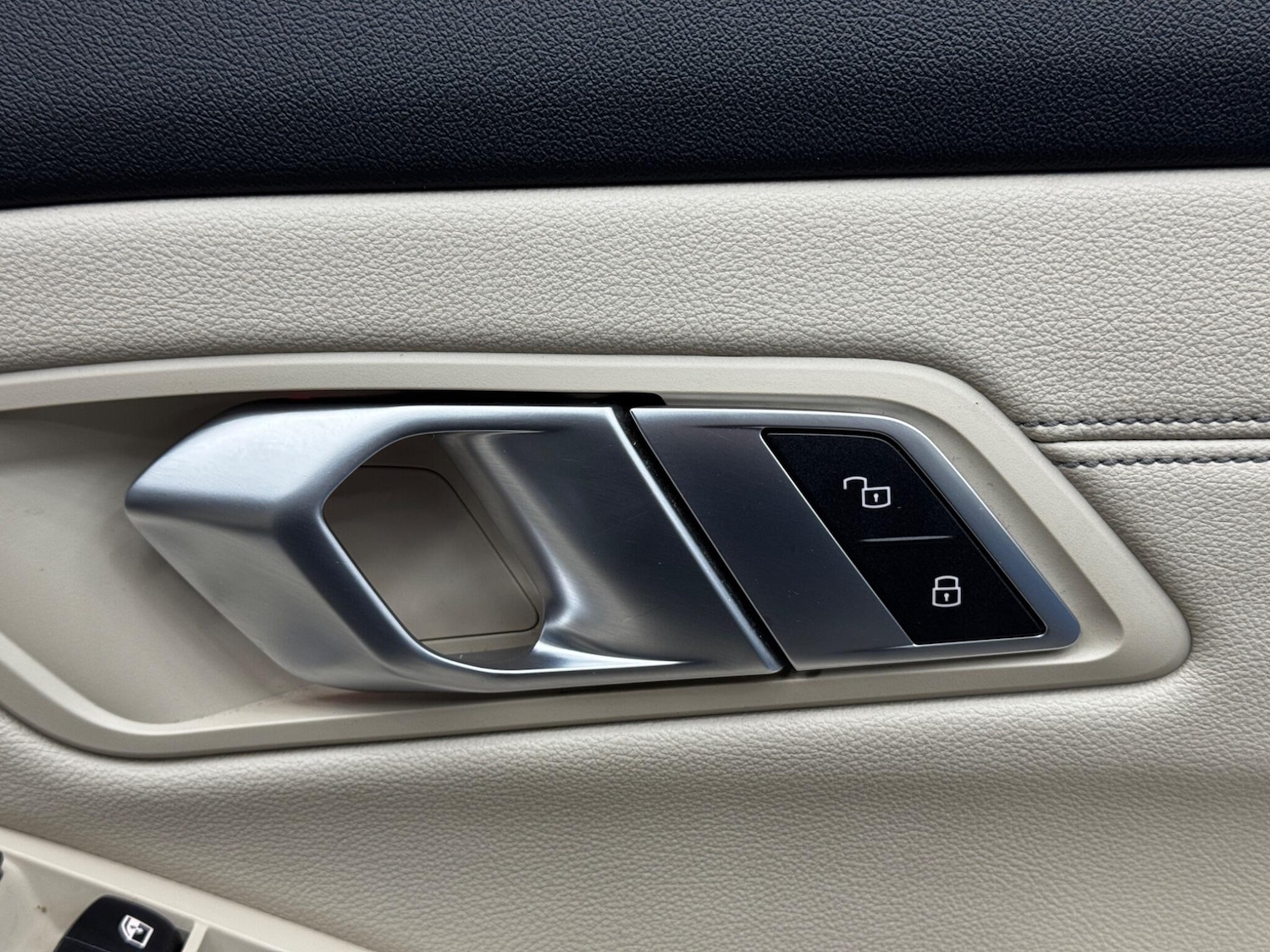 Used BMW 3 Series 2020 for sale - 77882716: Photo 42