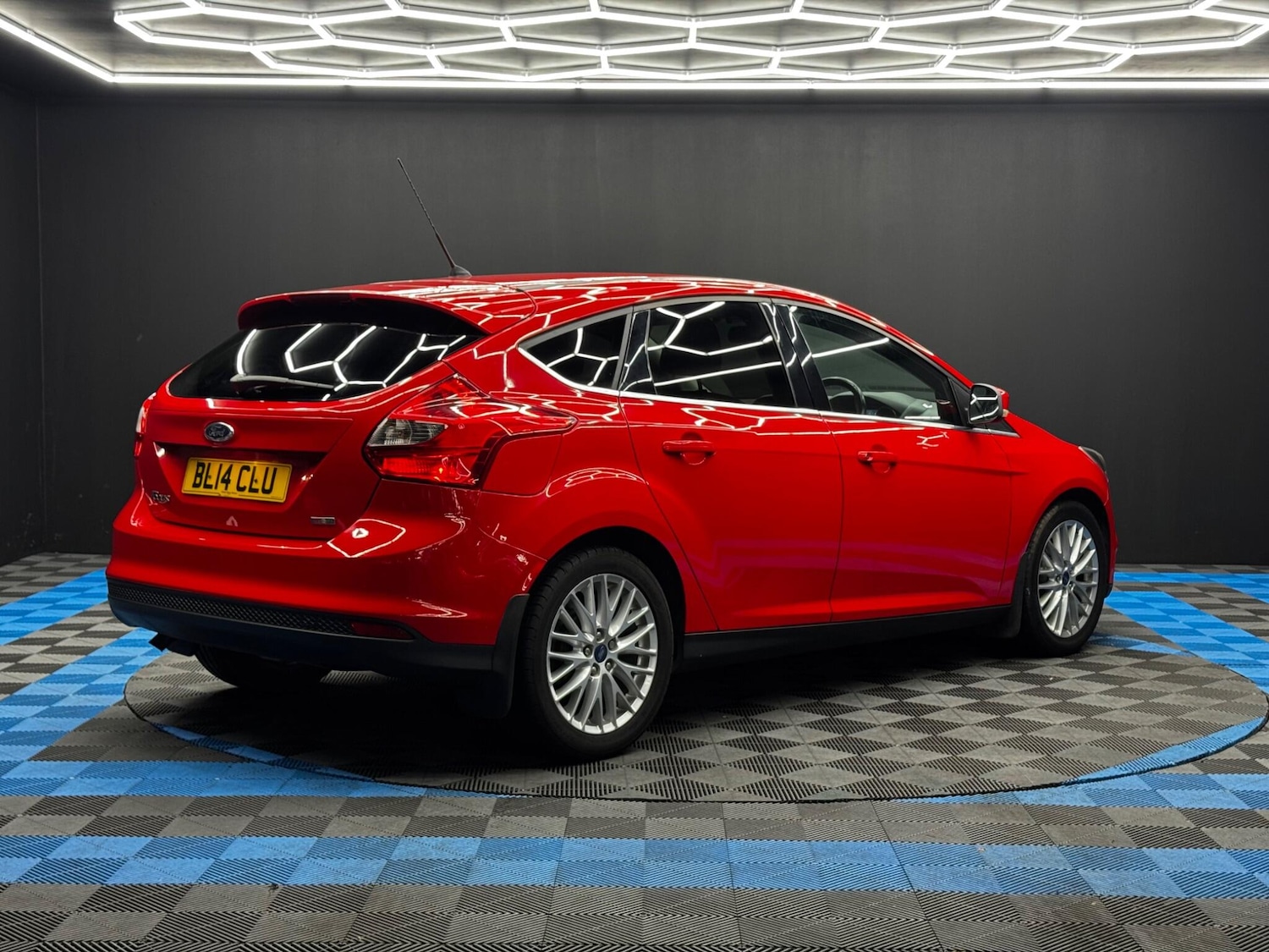 Used Ford Focus for sale - 76550500: Photo 5