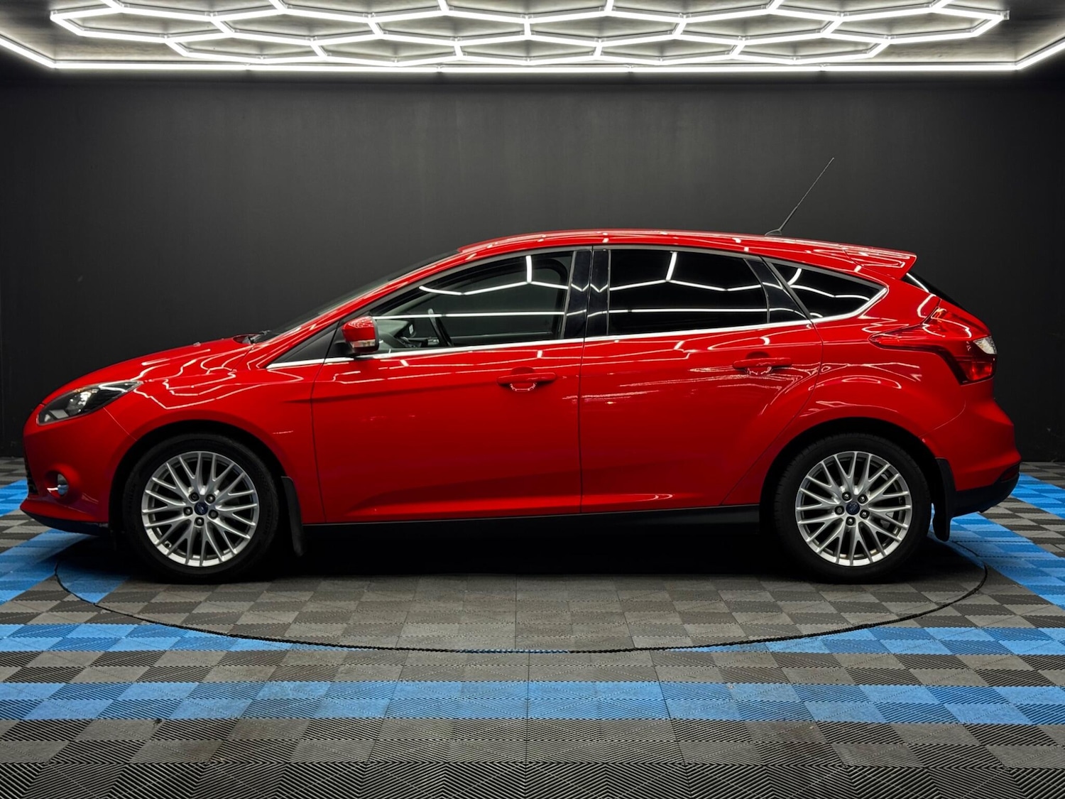 Used Ford Focus for sale - 76550500: Photo 8