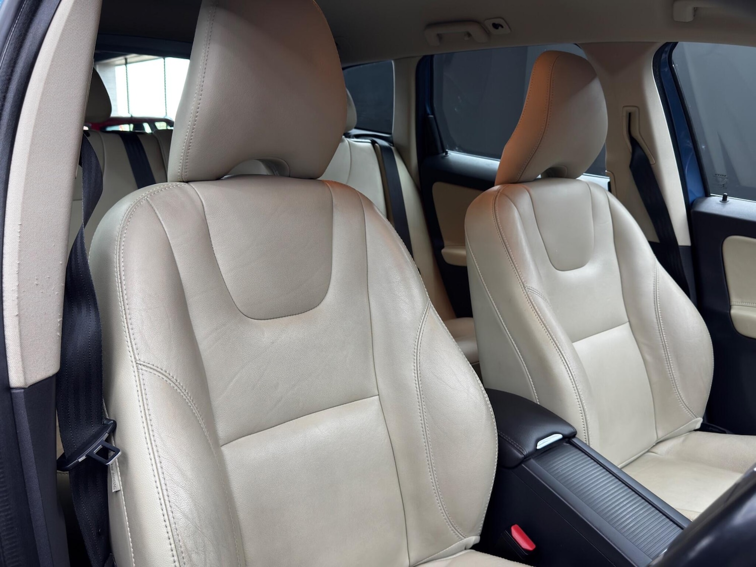 Used Volvo XC60 2017 for sale - 78184352: Photo 12