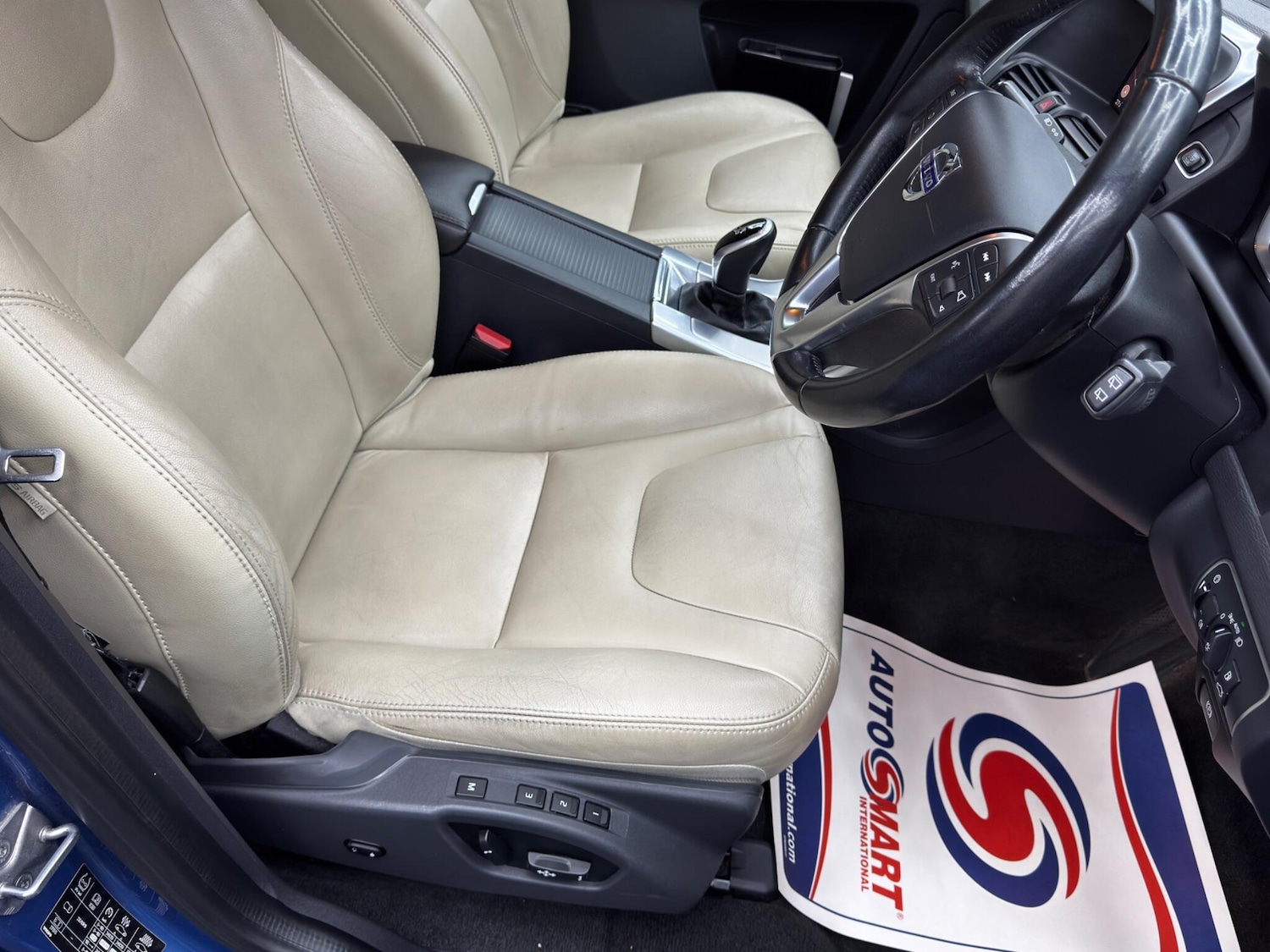 Used Volvo XC60 2017 for sale - 78184352: Photo 13