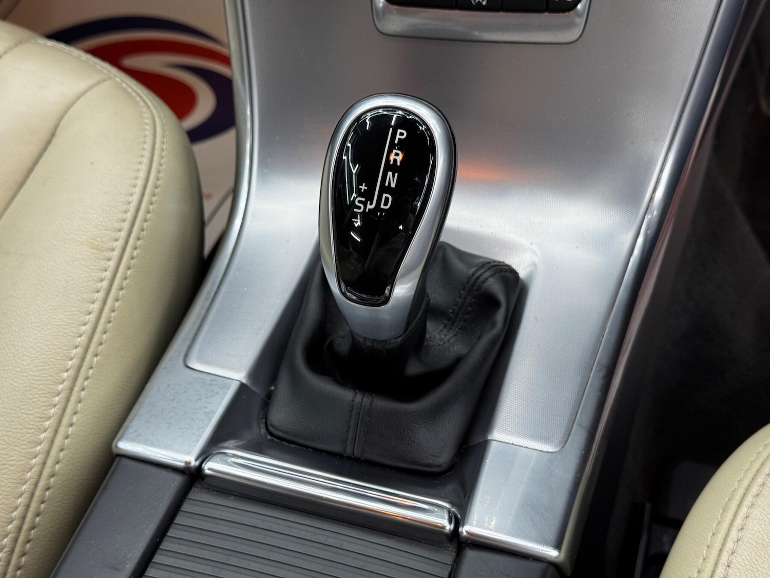 Used Volvo XC60 2017 for sale - 78184352: Photo 26