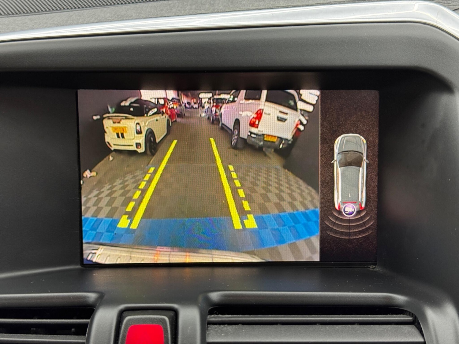 Used Volvo XC60 2017 for sale - 78184352: Photo 34