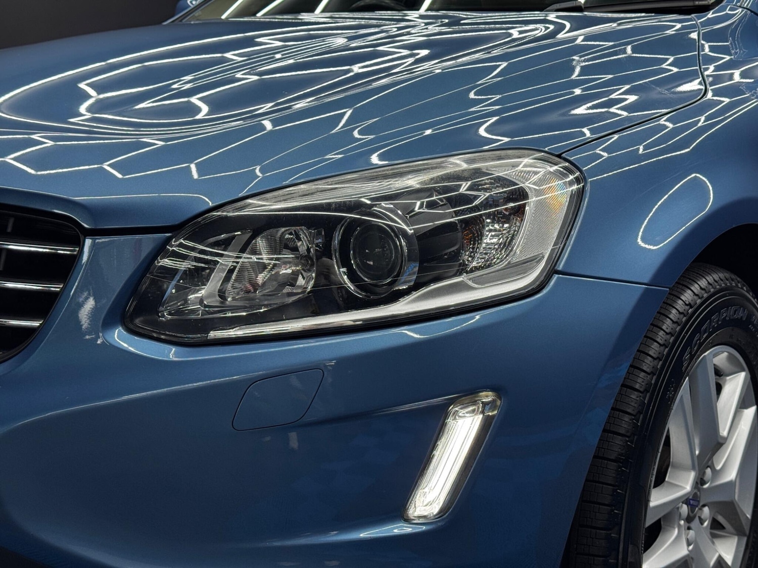 Used Volvo XC60 2017 for sale - 78184352: Photo 47