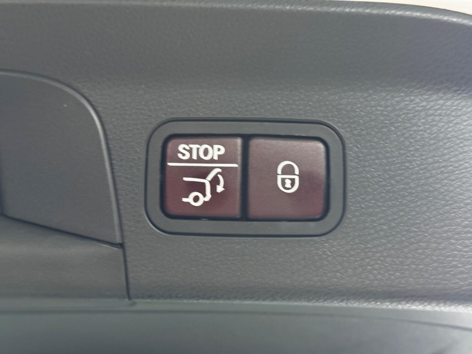 Used Mercedes-Benz GLC for sale - 77586677: Photo 39