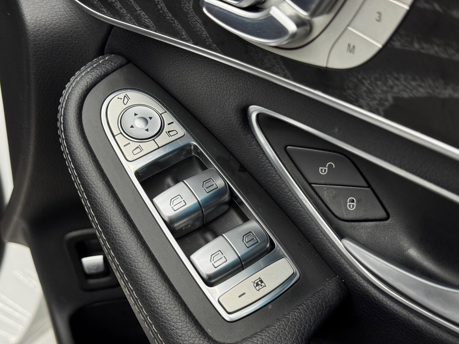 Used Mercedes-Benz GLC for sale - 77586677: Photo 43