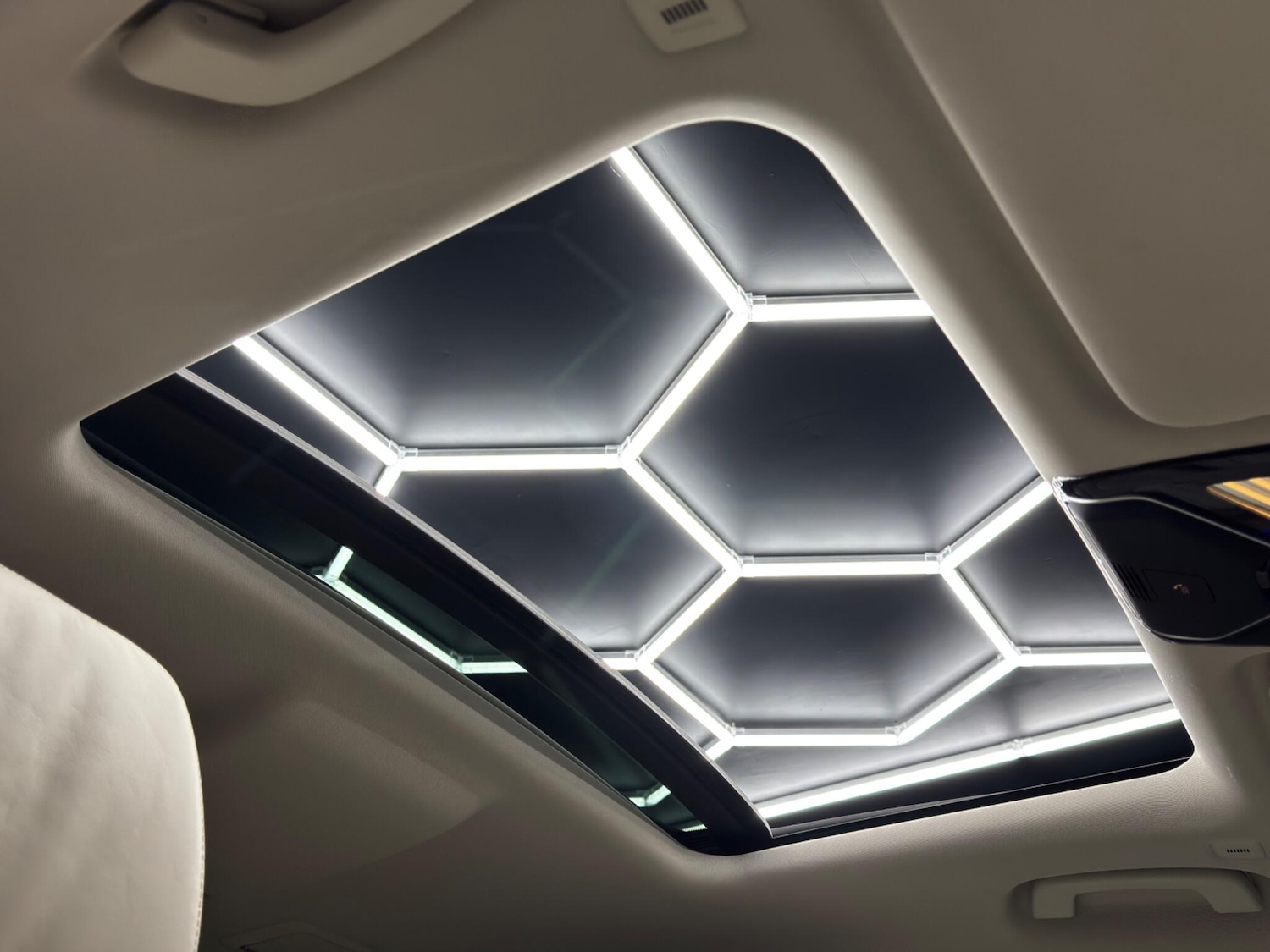 Used BMW 7 Series 2016 for sale - 77738557: Photo 45