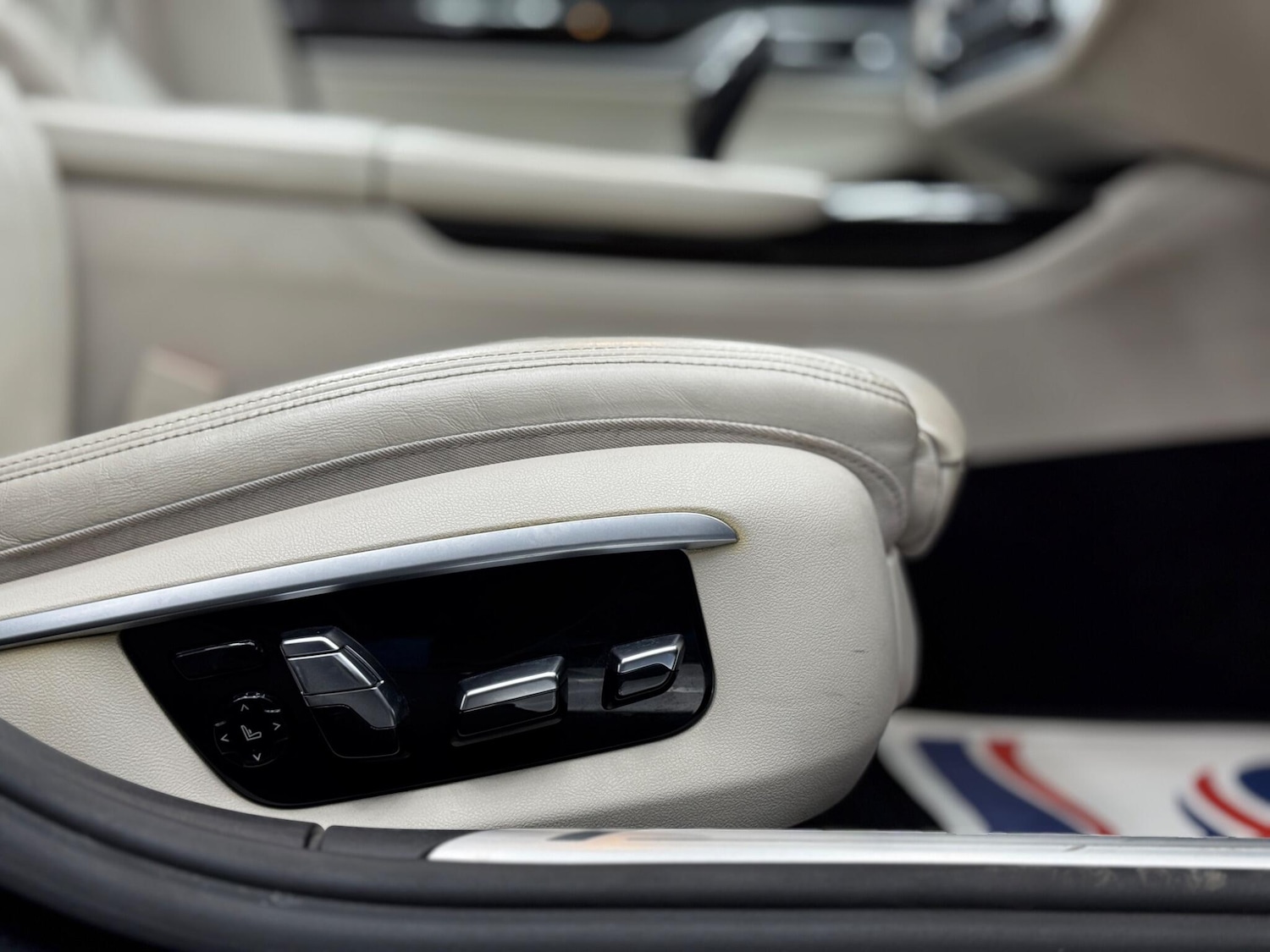 Used BMW 7 Series 2016 for sale - 77738557: Photo 56