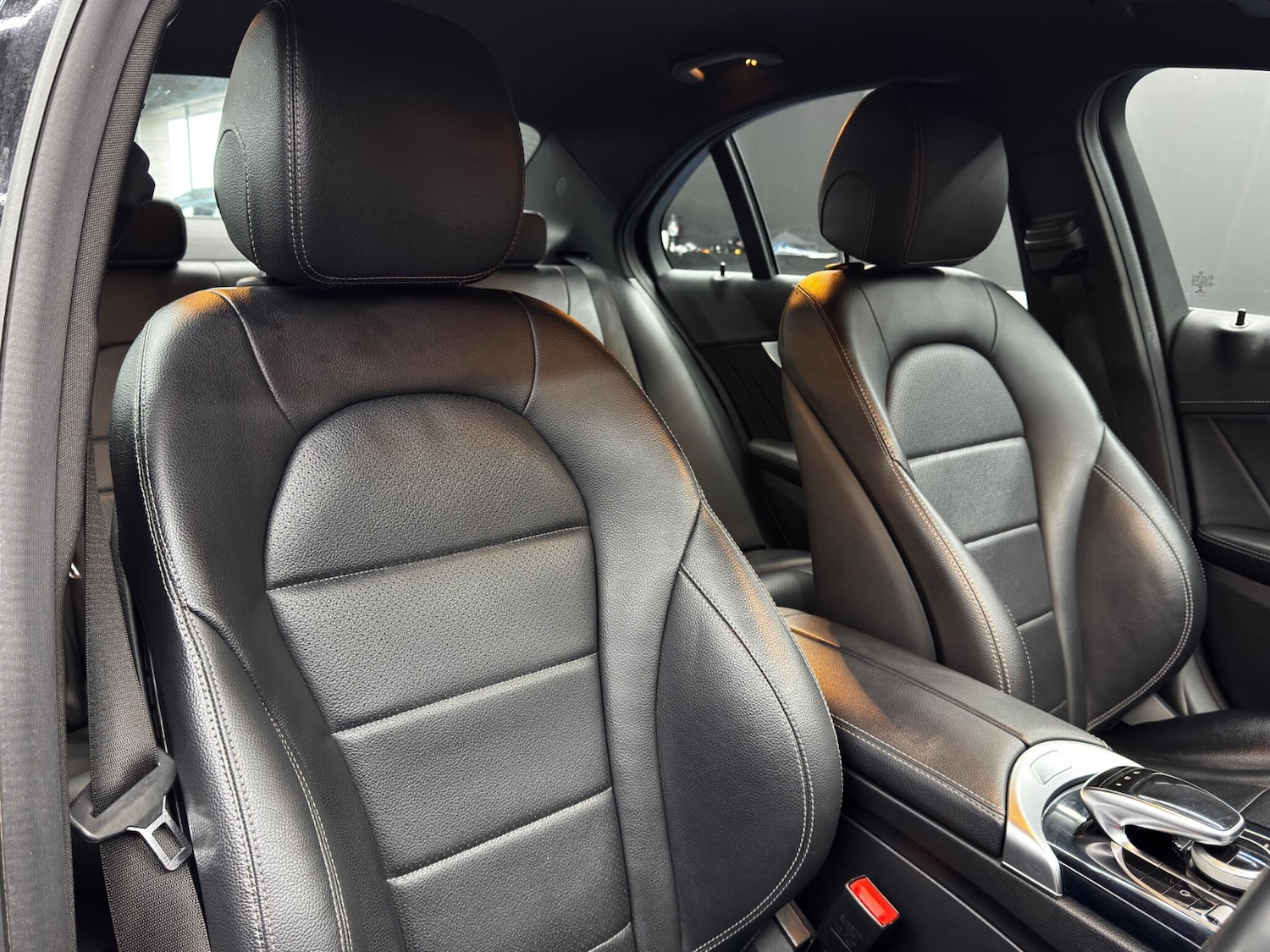 Used Mercedes-Benz C Class 2015 for sale - 76839969: Photo 12