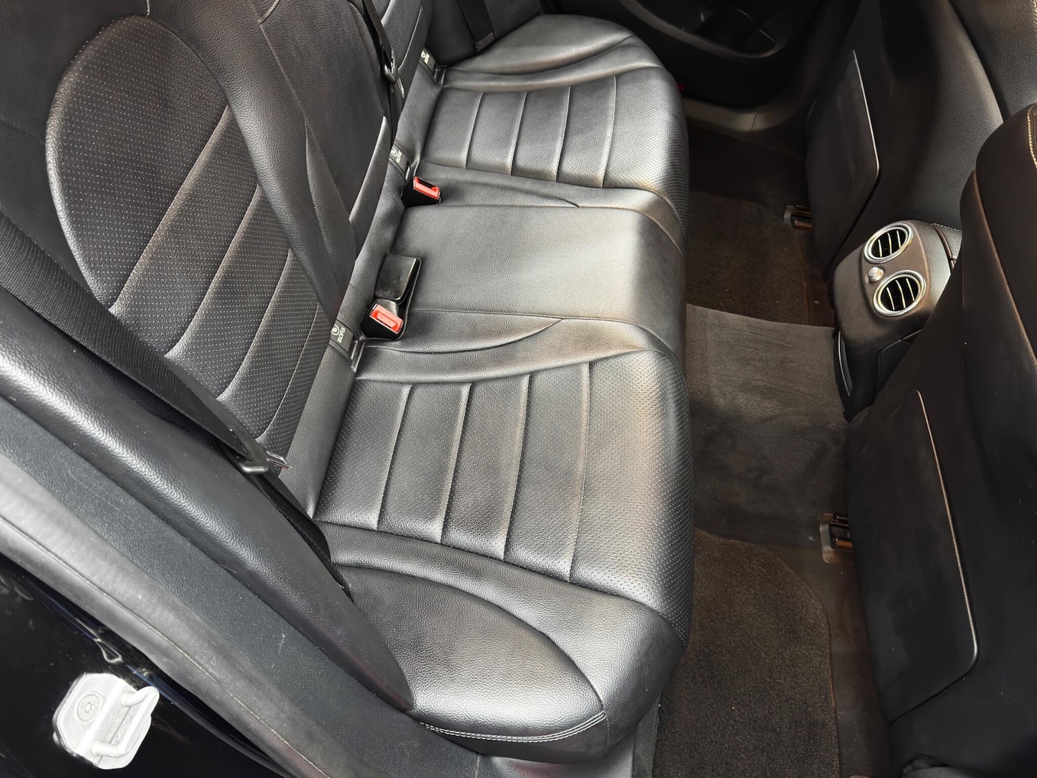 Used Mercedes-Benz C Class 2015 for sale - 76839969: Photo 16