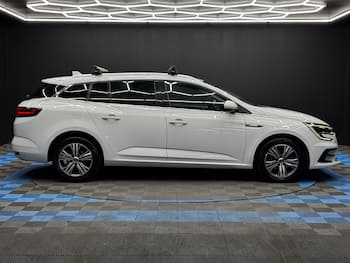 Used Renault Megane 2022 for sale - 79634472: Photo