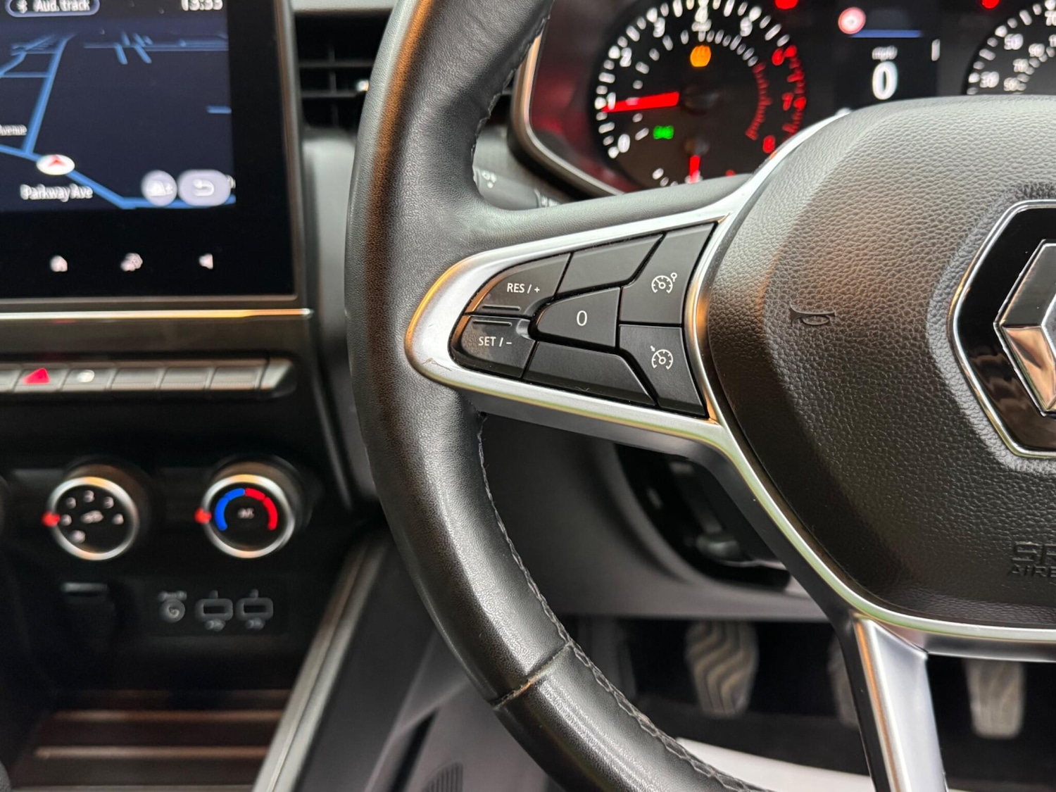 Used Renault Clio 2020 for sale - 76151626: Photo 20