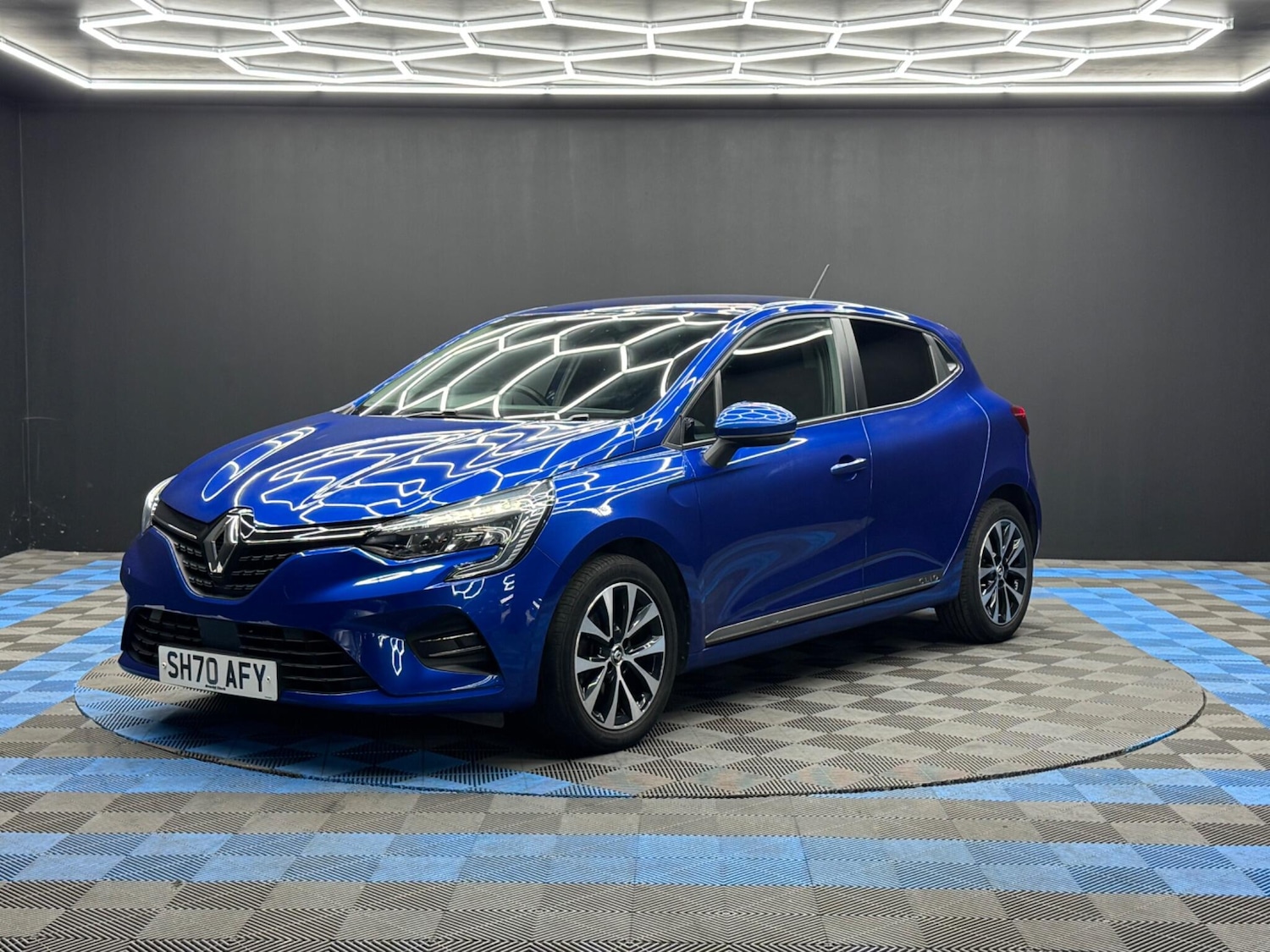 Used Renault Clio 2020 for sale - 76151626: Photo 3