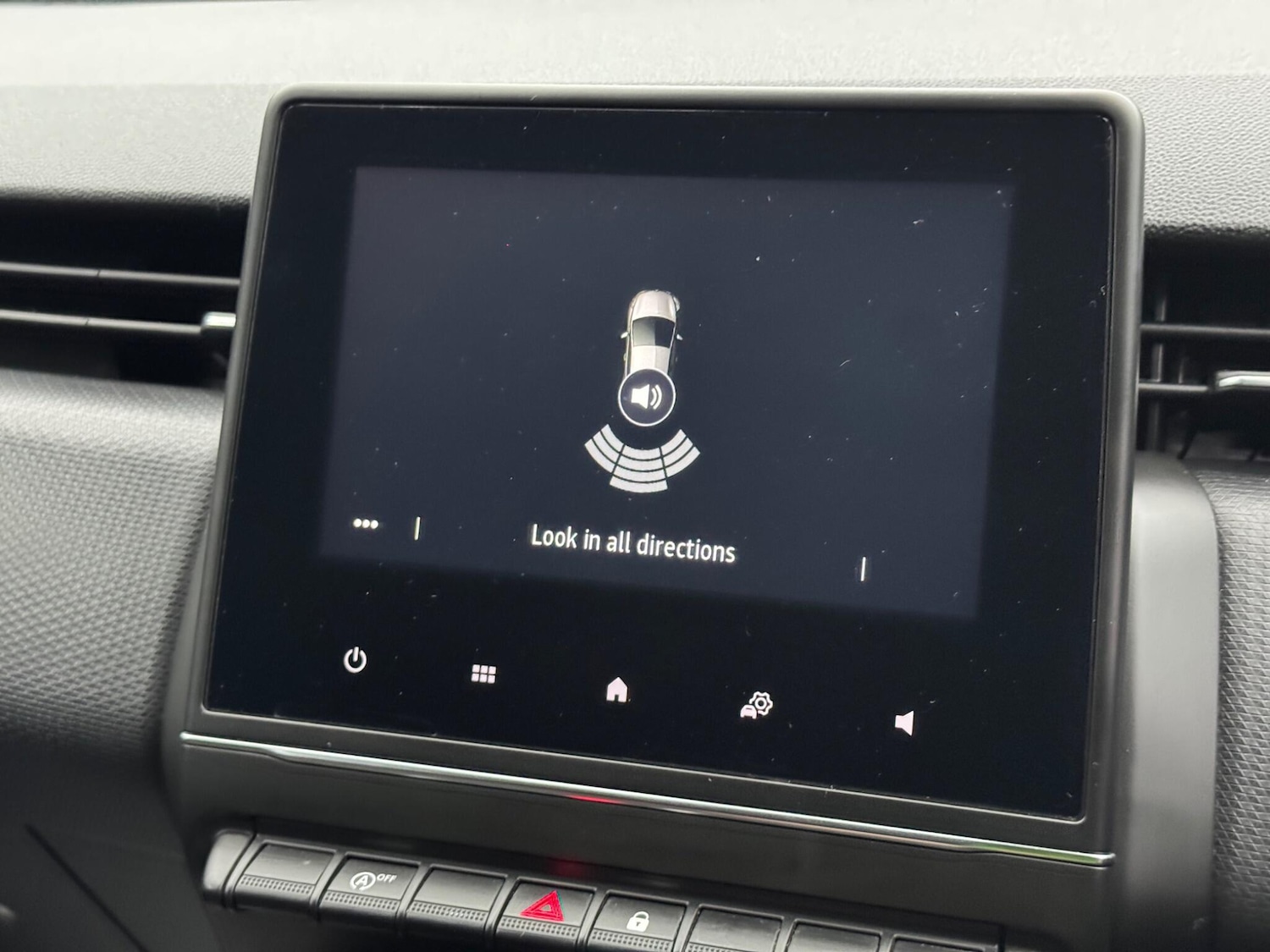 Used Renault Clio 2020 for sale - 76151626: Photo 33