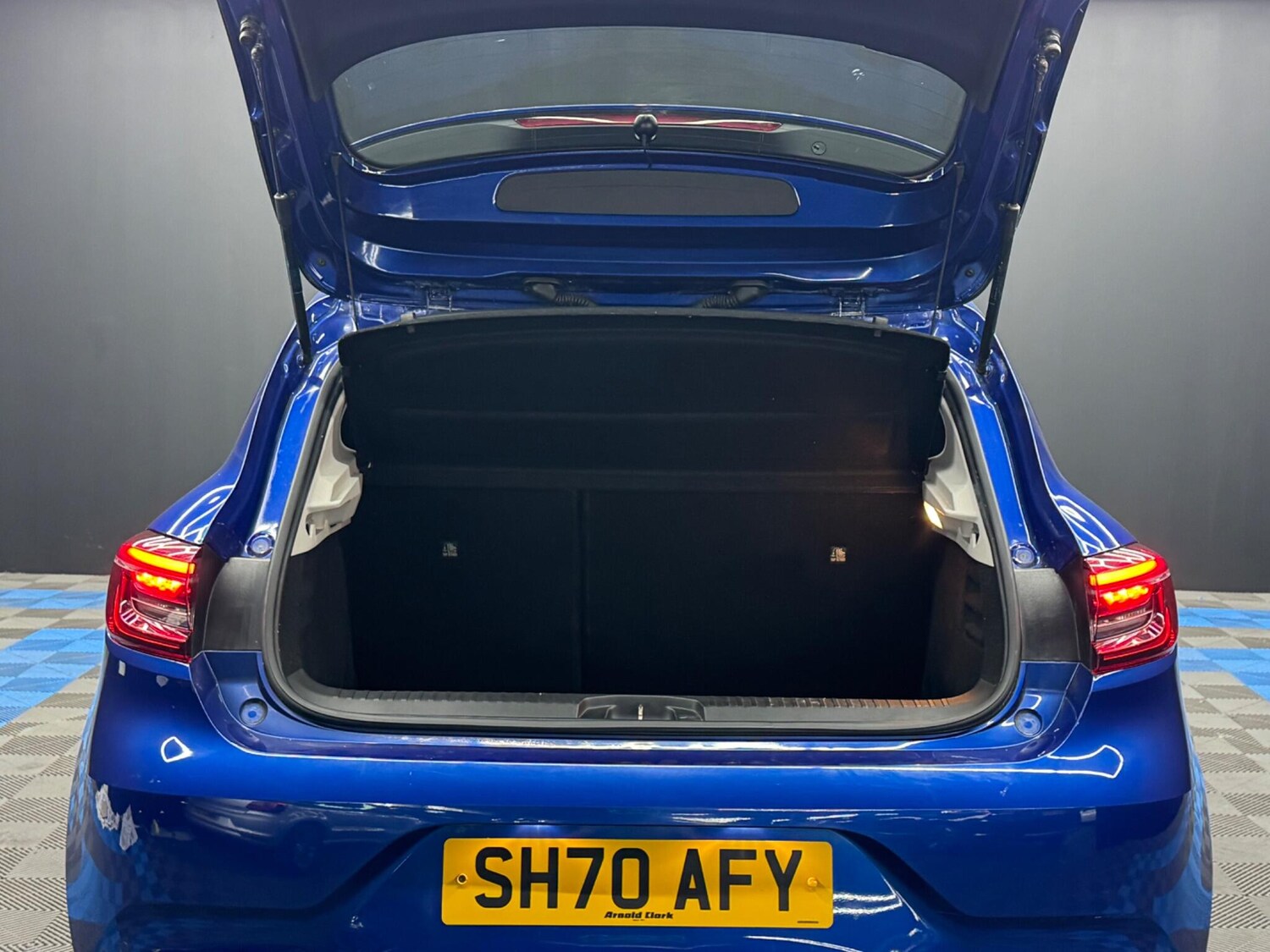 Used Renault Clio 2020 for sale - 76151626: Photo 36