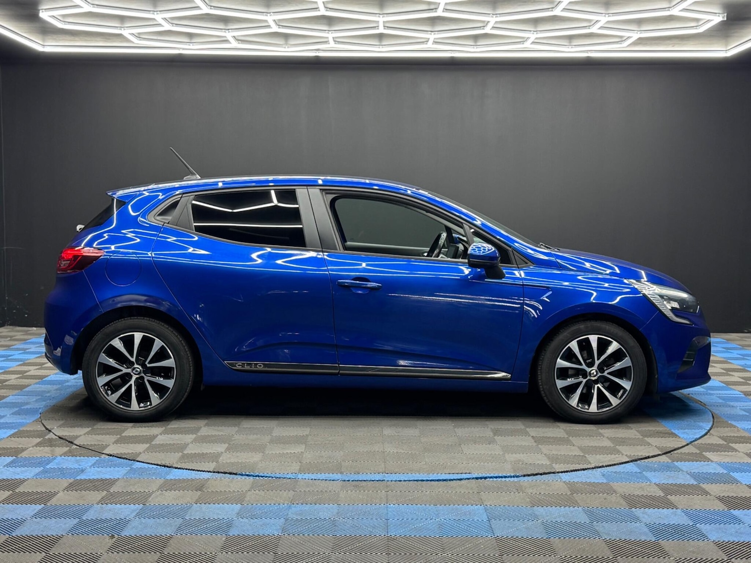 Used Renault Clio 2020 for sale - 76151626: Photo 4