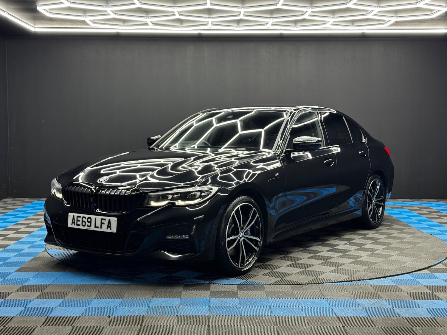 Used BMW 3 Series 2019 for sale - 76659348: Photo 3