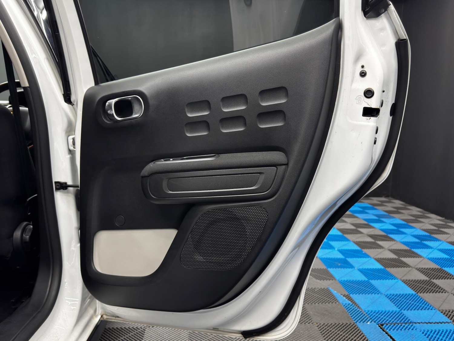 Used Citroen C3 2021 for sale - 76584177: Photo 38