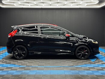 Used Ford Fiesta 2016 for sale - 77671184: Photo