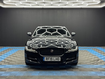 Used Jaguar XE 2019 for sale - 79169495: Photo