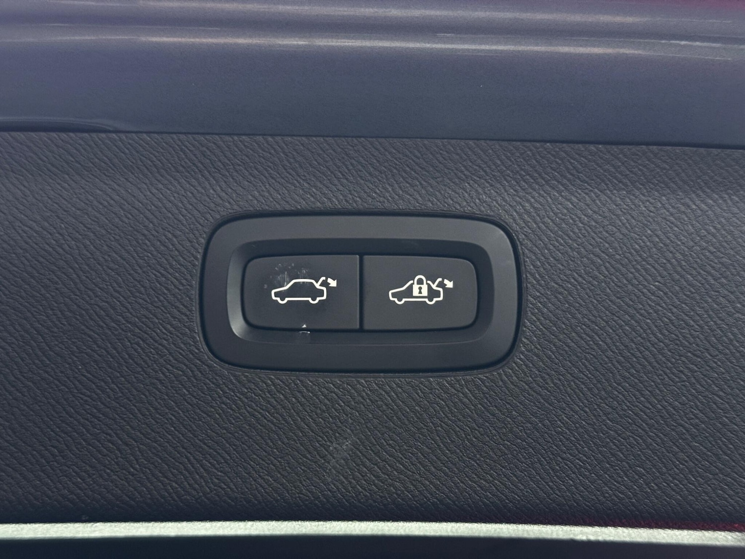 Used Volvo XC90 2016 for sale - 77939392: Photo 37