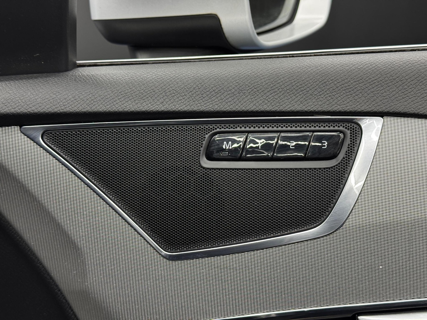 Used Volvo XC90 2016 for sale - 77939392: Photo 39