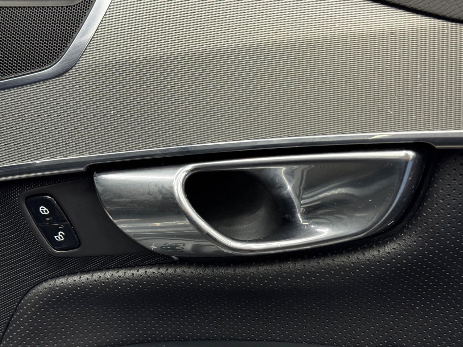 Used Volvo XC90 2016 for sale - 77939392: Photo 40