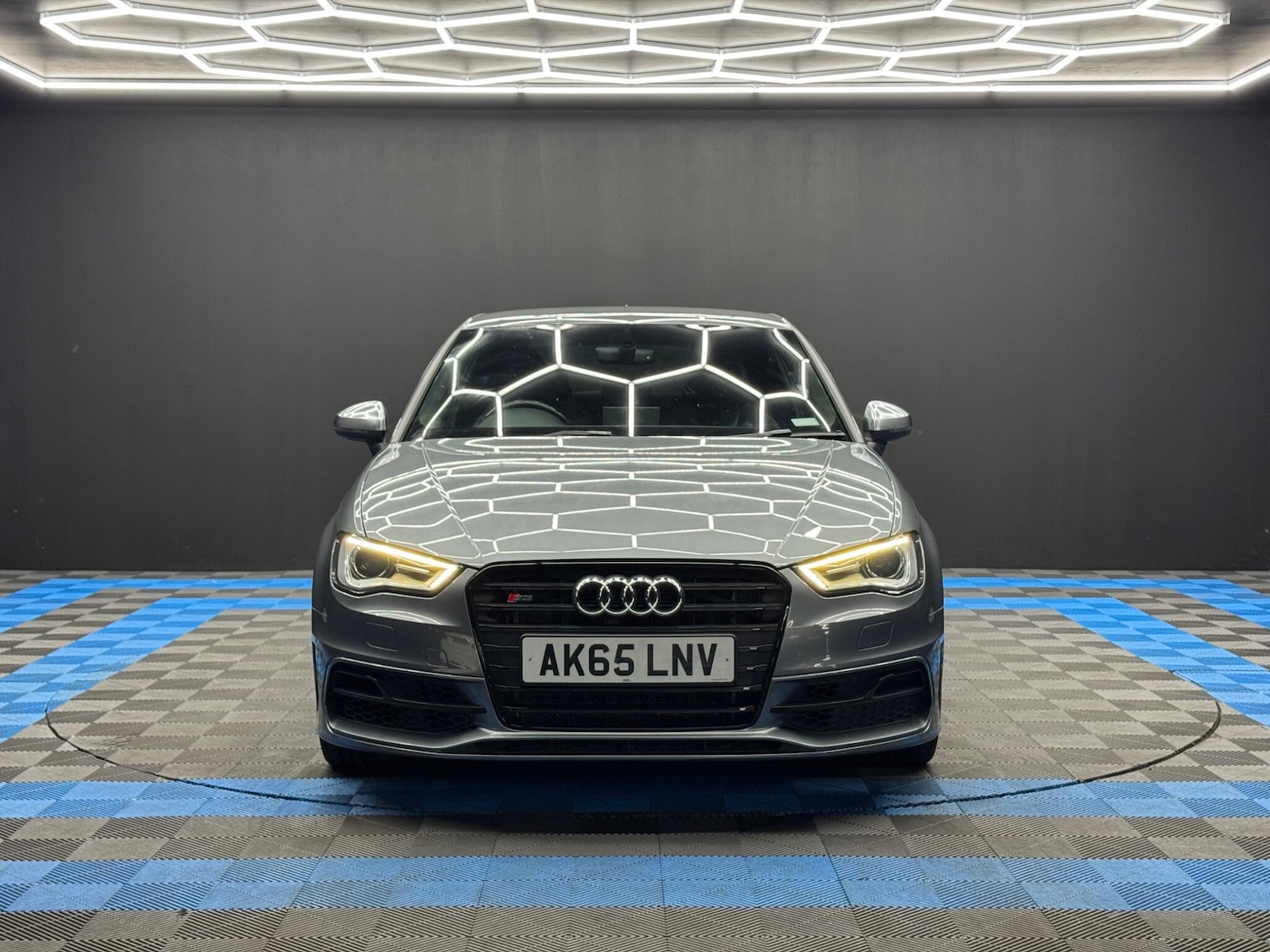 Used Audi A3 2015 for sale - 76607180: Photo 2