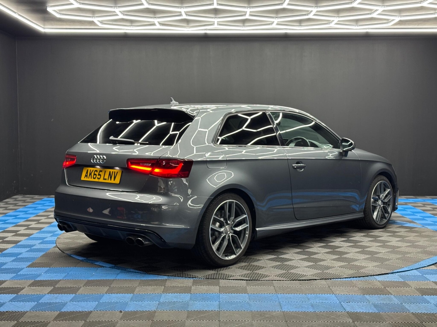 Used Audi A3 2015 for sale - 76607180: Photo 5