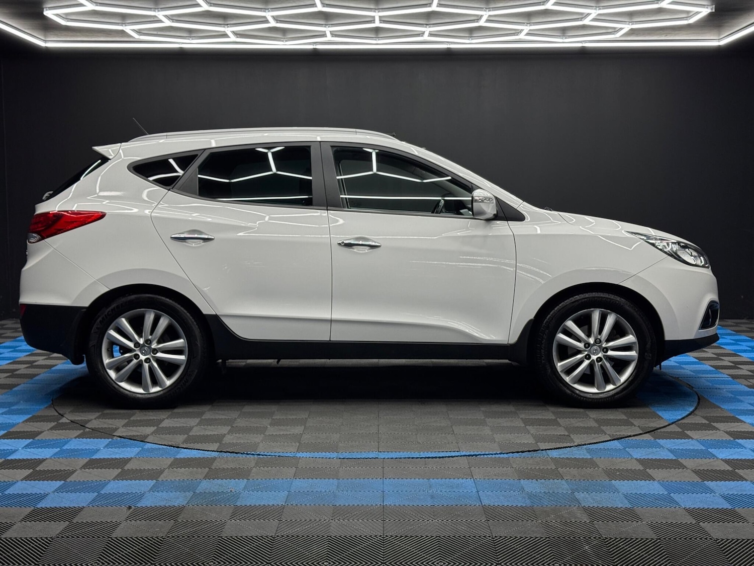 Used Hyundai Ix35 2013 for sale - 77015610: Photo 4