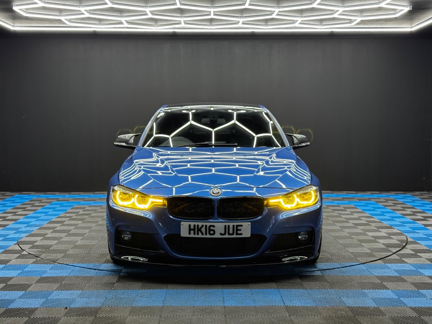 Used BMW 3 Series 2016 for sale - 76700695: Photo 2