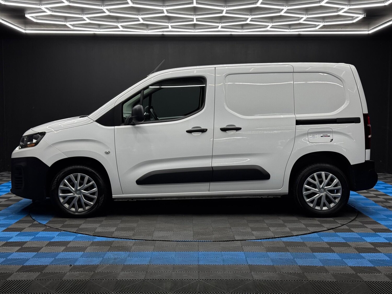 Used Citroen Berlingo 2020 for sale - 76359975: Photo 8