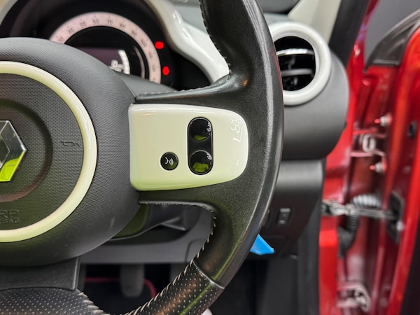 Used Renault Twingo 2015 for sale - 75224797: Photo 21