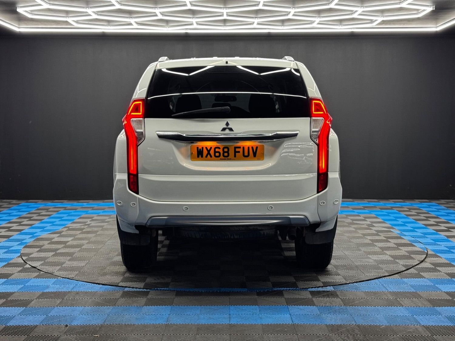 Used Mitsubishi Shogun Sport 2018 for sale - 76446735: Photo 6