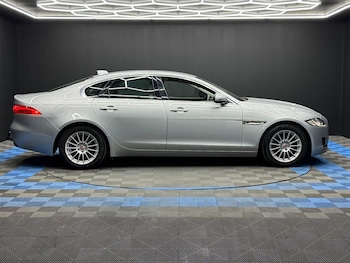Used Jaguar XF 2019 for sale - 75089562: Photo