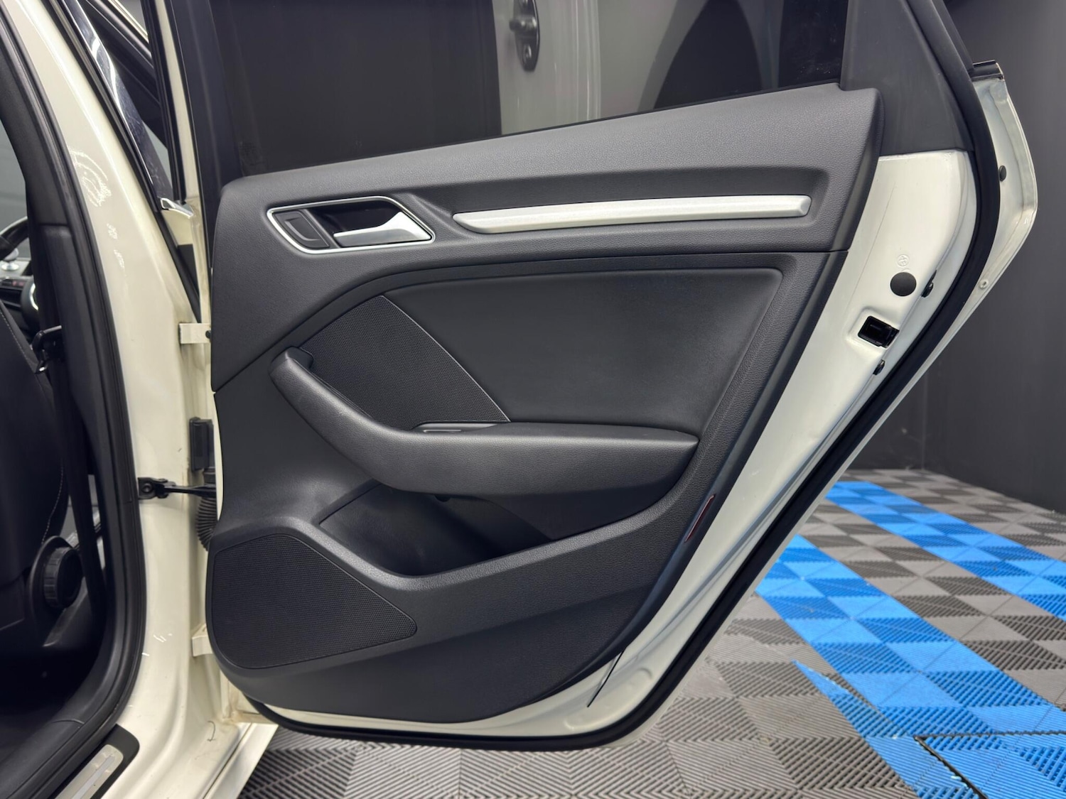 Used Audi A3 for sale - 76700670: Photo 39