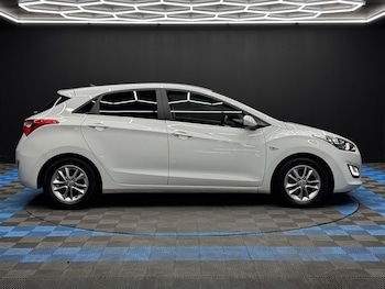Used Hyundai i30 2016 for sale - 79247596: Photo
