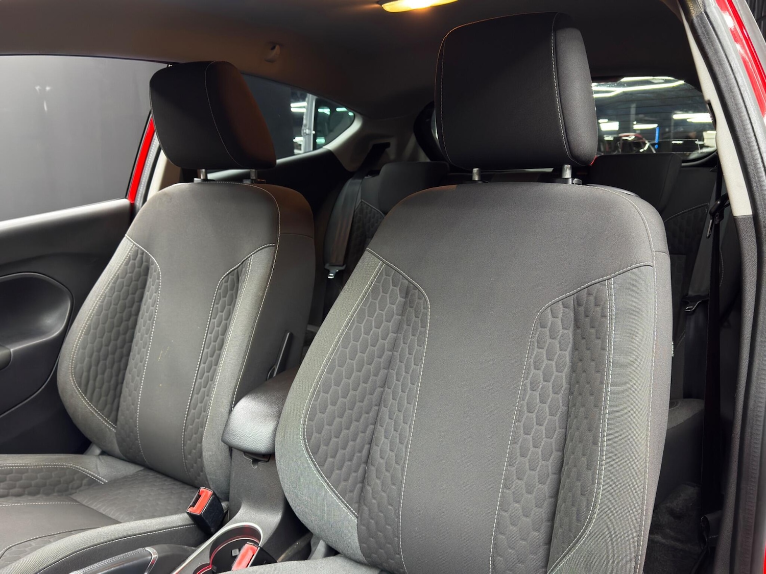 Used Ford Fiesta 2016 for sale - 77330750: Photo 14